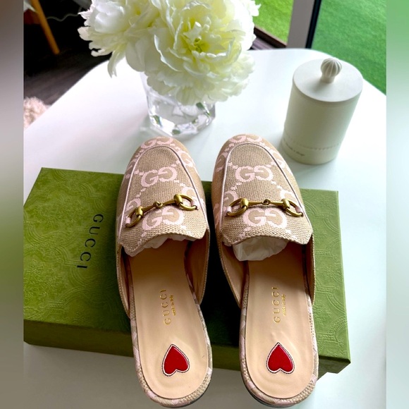 Authentic Gucci Jumbo GG Princetown Slipper - Picture 6 of 8